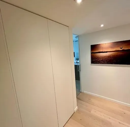 Deluxe La - Oosteroever * Ostend