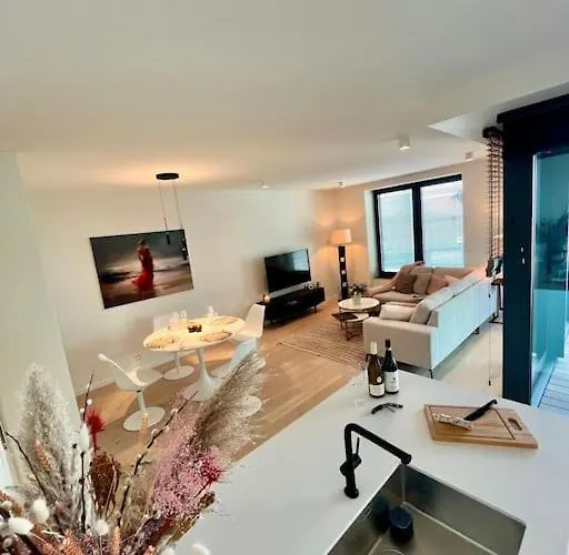 Apartment Deluxe La - Oosteroever